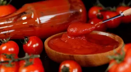 Eating tomatoes: an ally for your health and your kitchen Eating tomatoes: an ally for your health and your kitchen